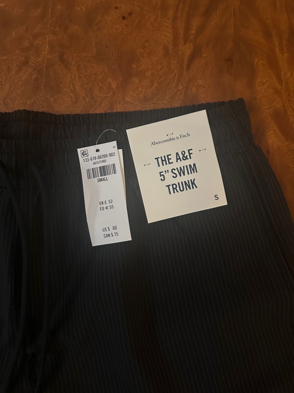 Abercrombie & Fitch Black Men's Swim Shorts - Picture 2 of 4